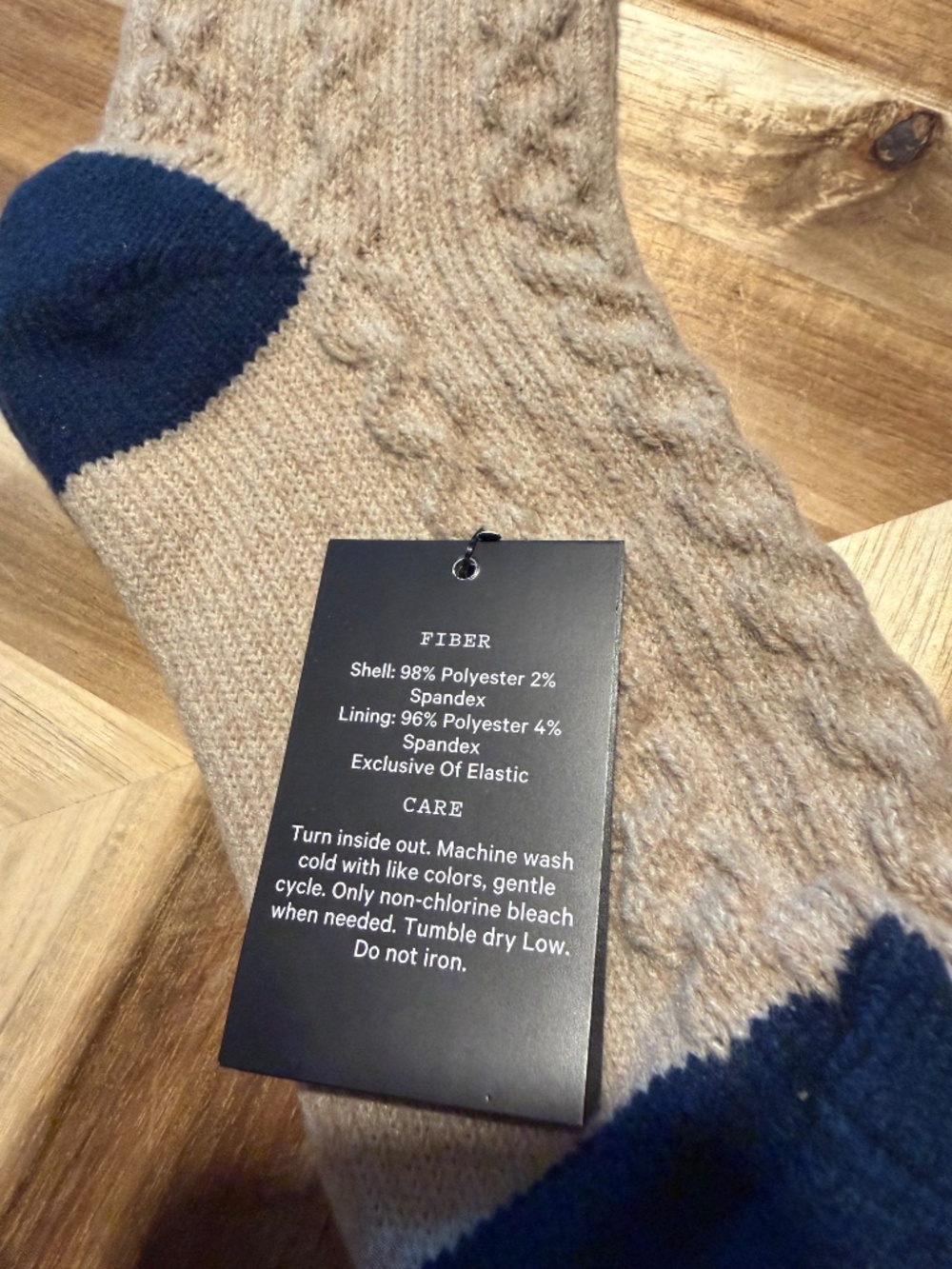 Comfy, super soft, lounge socks - Picture 3 of 3